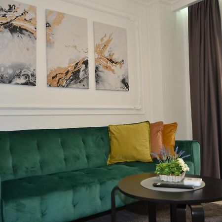 Luxury City Studios Curtea de Argeş المظهر الخارجي الصورة